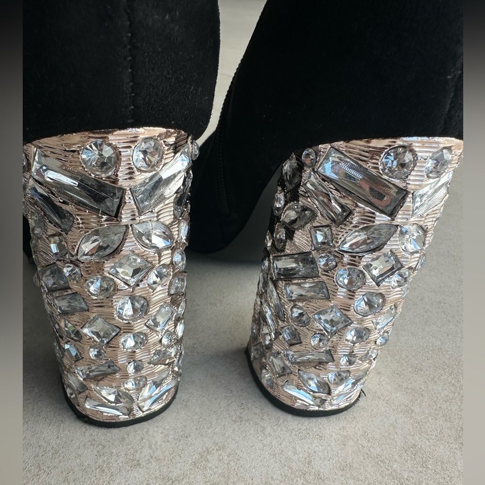 Crystal Embellished Heel Black Suade Booties - Size 7 - Picture 2 of 6